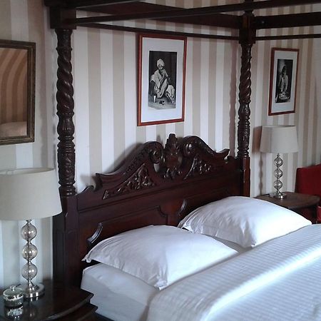 Bed and Breakfast La Liniere Ла-Ривьер-Сен-Совёр Экстерьер фото