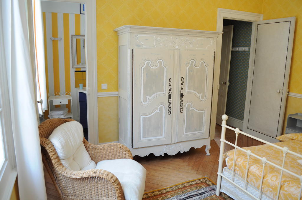 Bed and Breakfast La Liniere Ла-Ривьер-Сен-Совёр Номер фото