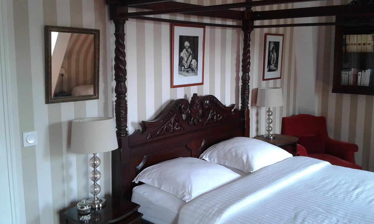 Bed and Breakfast La Liniere Ла-Ривьер-Сен-Совёр Экстерьер фото